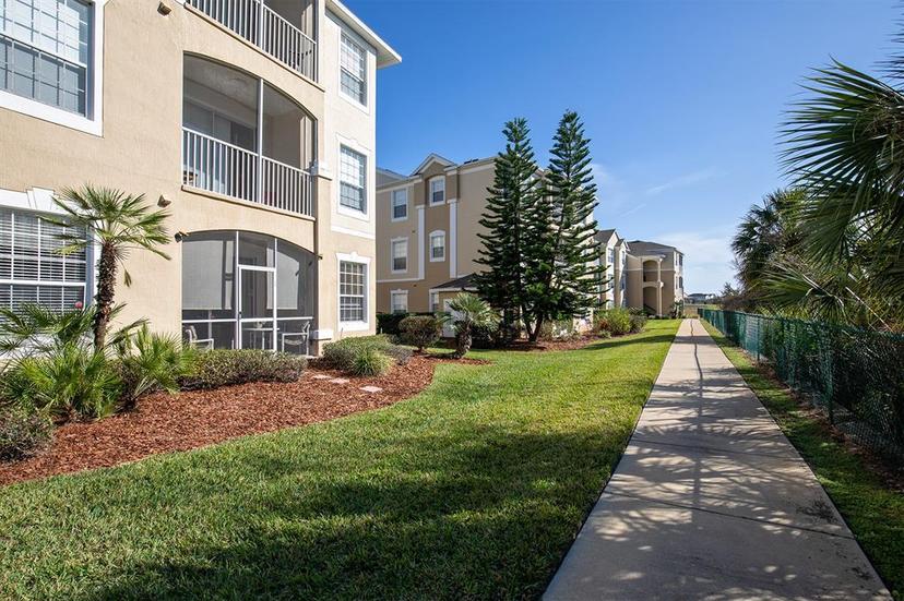 Picture of 2304 Silver Palm Drive Unit 103, Kissimmee FL 34747