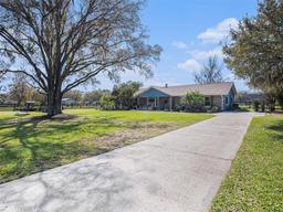 Picture of 7843 Shoupe Road, Plant City, FL 33565