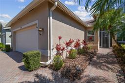 Picture of 15728 Aurora Lake Circle, Wimauma, FL 33598