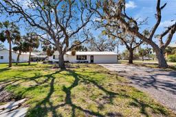 Picture of 1019 Canal Street, Ruskin, FL 33570