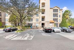 Picture of 1371 Tuscan Terrace Unit 3203, Davenport, FL 33896