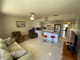 Picture of 711 Springer Drive Unit 9, Lake Wales, FL 33853