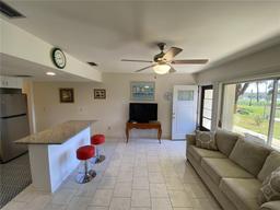 Picture of 711 Springer Drive Unit 9, Lake Wales, FL 33853