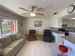 Picture of 711 Springer Drive Unit 9, Lake Wales, FL 33853