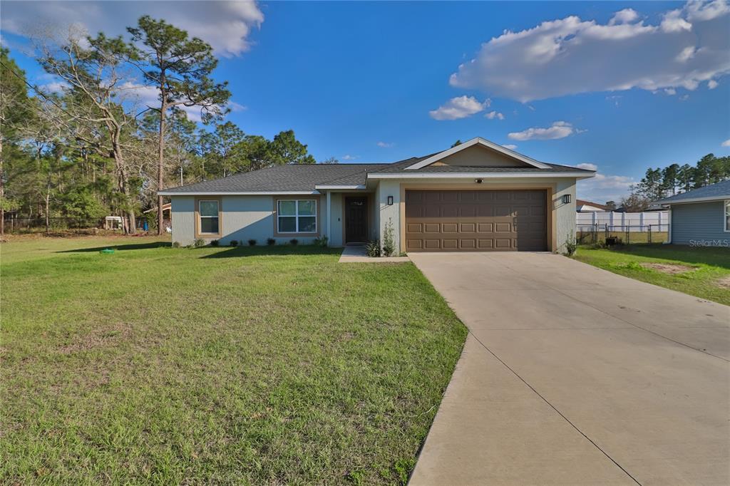 Picture of 14 Hemlock Loop Court, Ocala, FL 34472