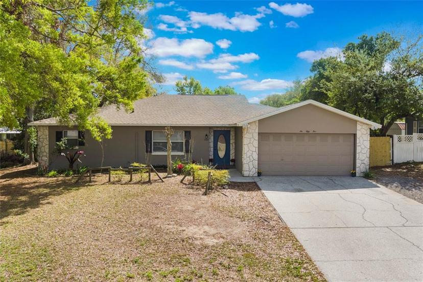 Picture of 655 E Lake View Road, Lake Alfred FL 33850