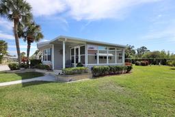 Picture of 2100 Kings Highway Unit 1010, Port Charlotte, FL 33980