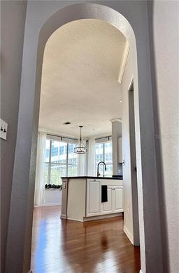 Picture of 860 N Orange Avenue Unit 318, Orlando, FL 32801