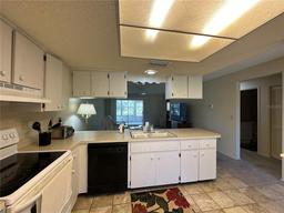 Picture of 12205 Darwood Drive Unit 12205, Hudson, FL 34667