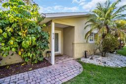 Picture of 613 Orange Street, Palm Harbor, FL 34683