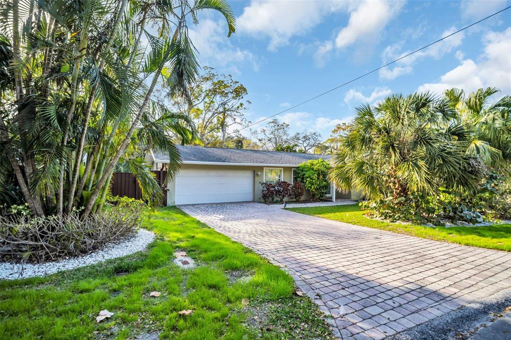 Picture of 613 Orange Street, Palm Harbor, FL 34683