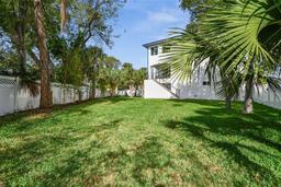 Picture of 1956 Cedar Drive, Dunedin, FL 34698