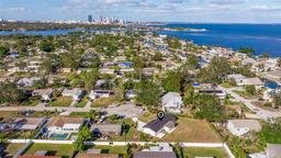 Picture of 3908 Wahoo Drive Se, St Petersburg, FL 33705