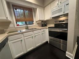 Picture of 5337 Indian Creek Drive Unit C-4-1, Orlando, FL 32811