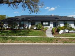 Picture of 2709 Fairway View Drive, Valrico, FL 33596