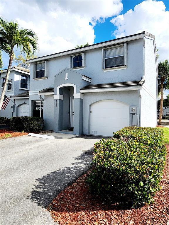 Picture of 4801 Grapevine Way, Davie FL 33331