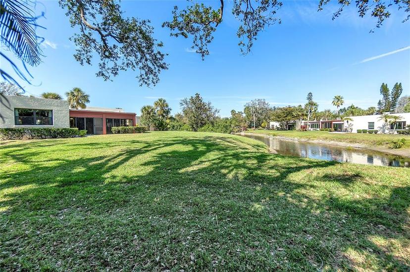 Picture of 622 Spring Lakes Boulevard, Bradenton FL 34210