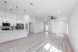 Picture of 160 Green Pine Park, Rotonda West, FL 33947