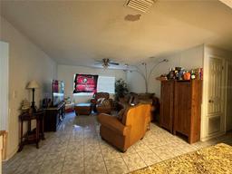 Picture of 3101 Clovewood Place, Seffner, FL 33584