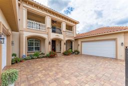 Picture of 6021 Flatwoods Manor Circle, Lithia, FL 33547