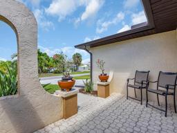 Picture of 1008 SE 42Nd Lane, Cape Coral, FL 33904