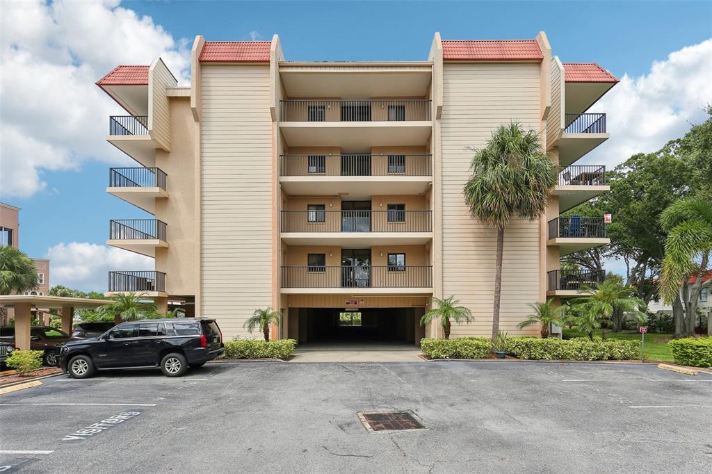 Picture of 2700 Bayshore Boulevard Unit 9404, Dunedin, FL 34698