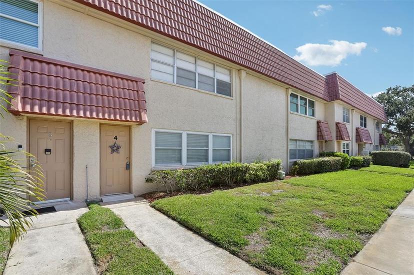 Picture of 10037 62Nd Terrace Unit 4, St Petersburg FL 33708