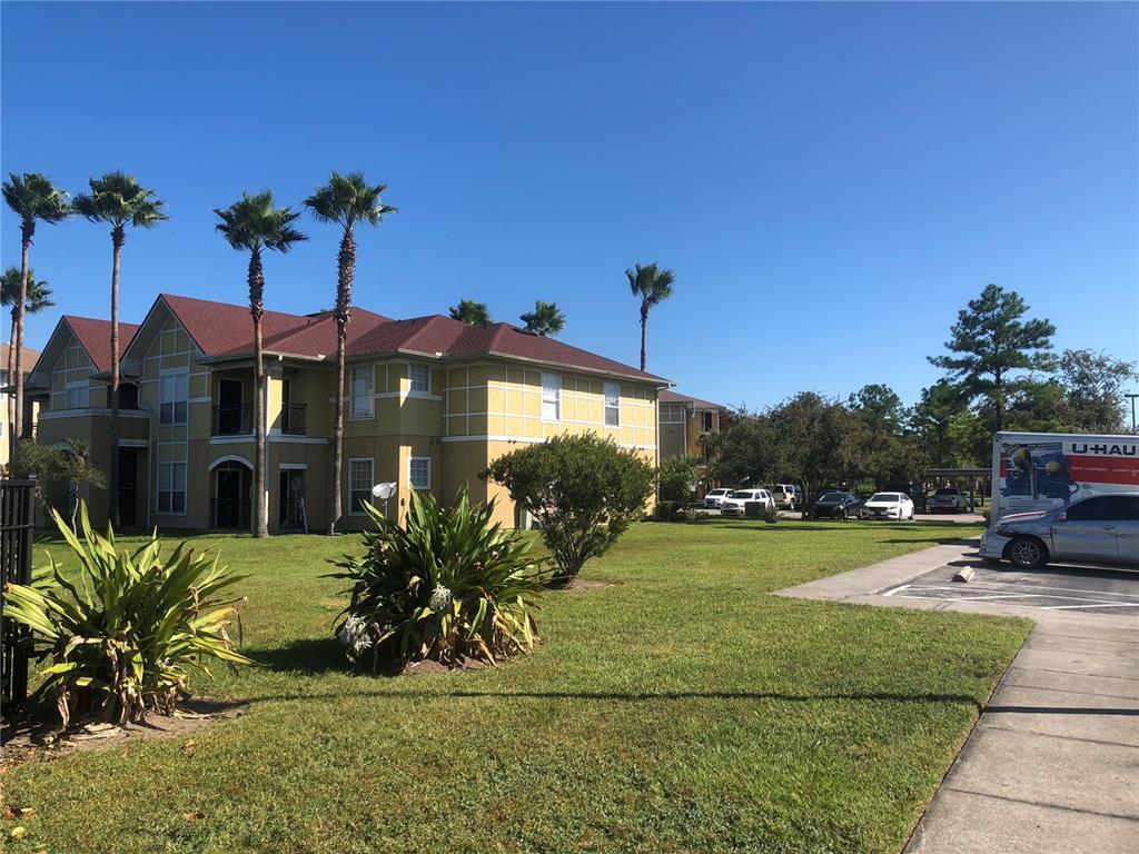 Picture of 3714 Palm Desert Lane Unit 5337, Orlando, FL 32839