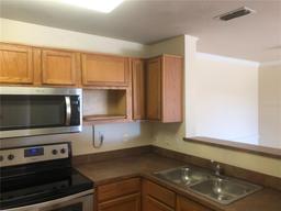 Picture of 3714 Palm Desert Lane Unit 5337, Orlando, FL 32839