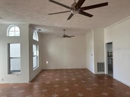 Picture of 382 Waterford Circle E, Tarpon Springs, FL 34688