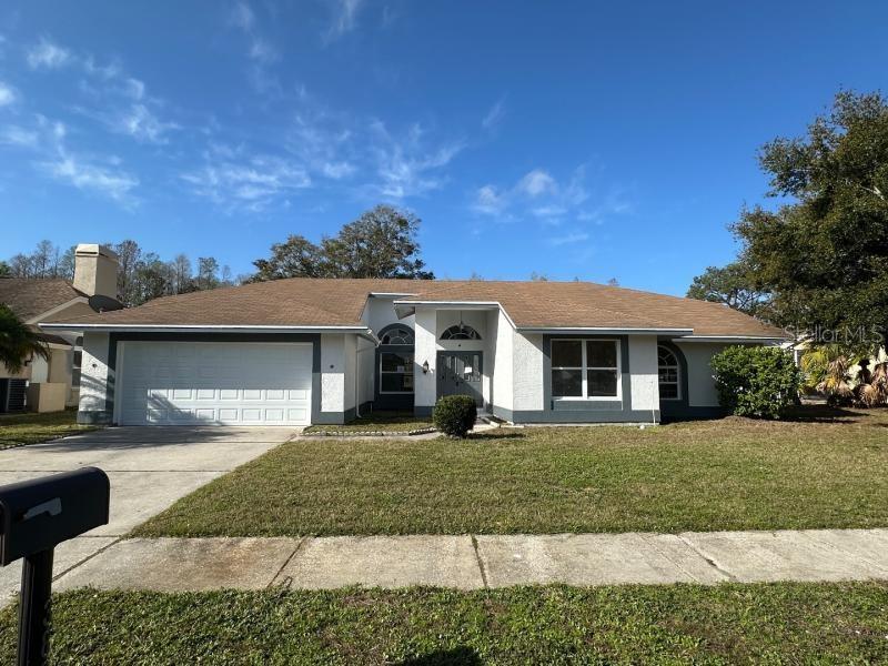 Picture of 382 Waterford Circle E, Tarpon Springs, FL 34688