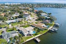 Picture of 995 Eden Isle Drive Ne, St Petersburg, FL 33704