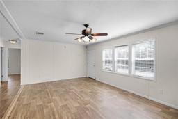 Picture of 2025 Tiger Creek Trail Unit 4, Lake Wales, FL 33898