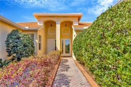 Picture of 16232 Amethyst Key Drive, Wimauma, FL 33598