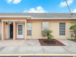 Picture of 539 Club Circle, Lake Wales, FL 33854