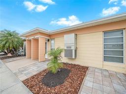 Picture of 539 Club Circle, Lake Wales, FL 33854