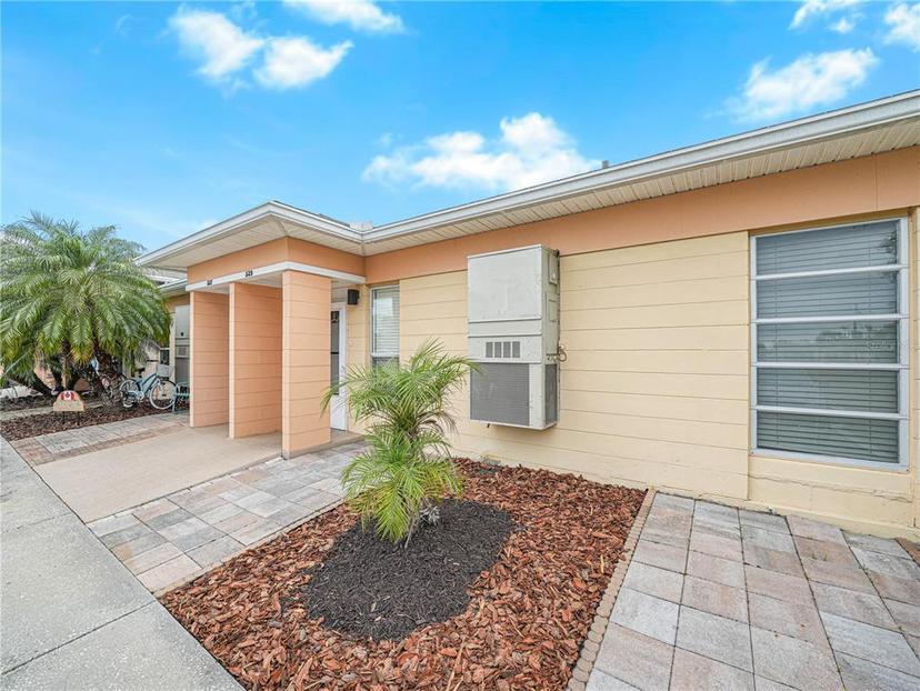 Picture of 539 Club Circle, Lake Wales FL 33854