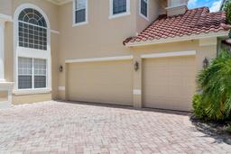 Picture of 2375 Pinehurst Court, Davenport, FL 33837