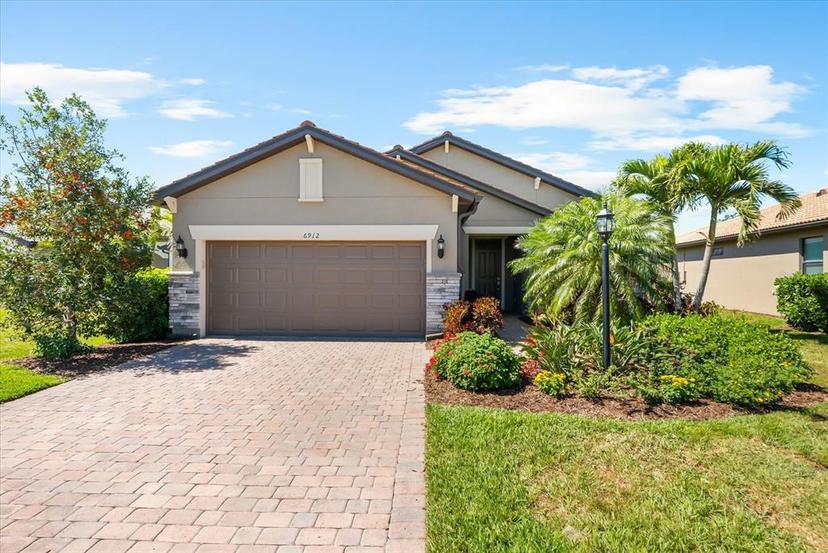 Picture of 6912 Gosport Cove, Bradenton FL 34202