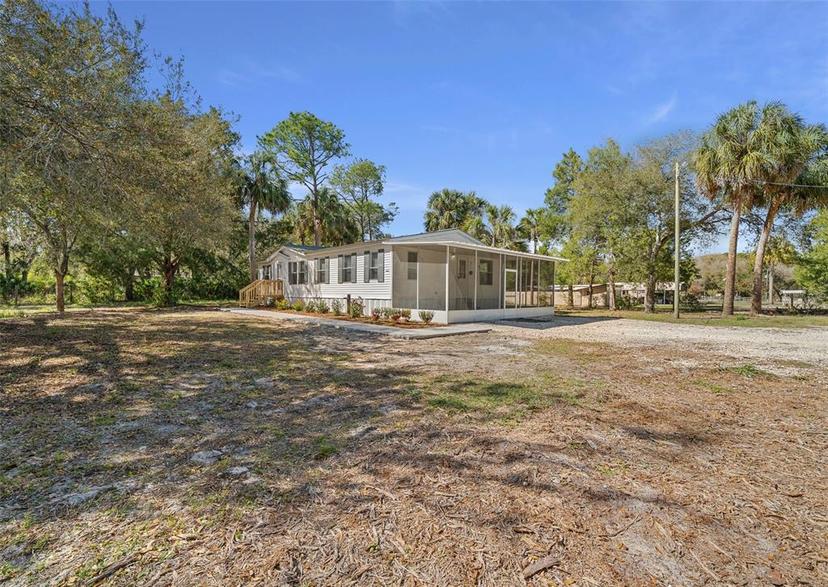 Picture of 10 Janice Street, Inglis FL 34449