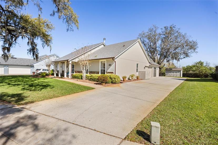 Picture of 2823 Deerfield Street, St Cloud FL 34771