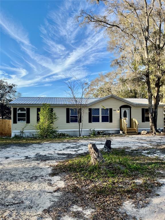 Picture of 9160 SE 66 Circle, Trenton, FL 32693