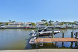 Picture of 413 Islebay Drive, Apollo Beach, FL 33572