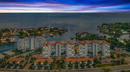 Picture of 1325 Snell Isle Boulevard Ne Unit 611, St Petersburg, FL 33704