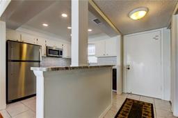 Picture of 4750 Cove Circle Unit 604, St Petersburg, FL 33708