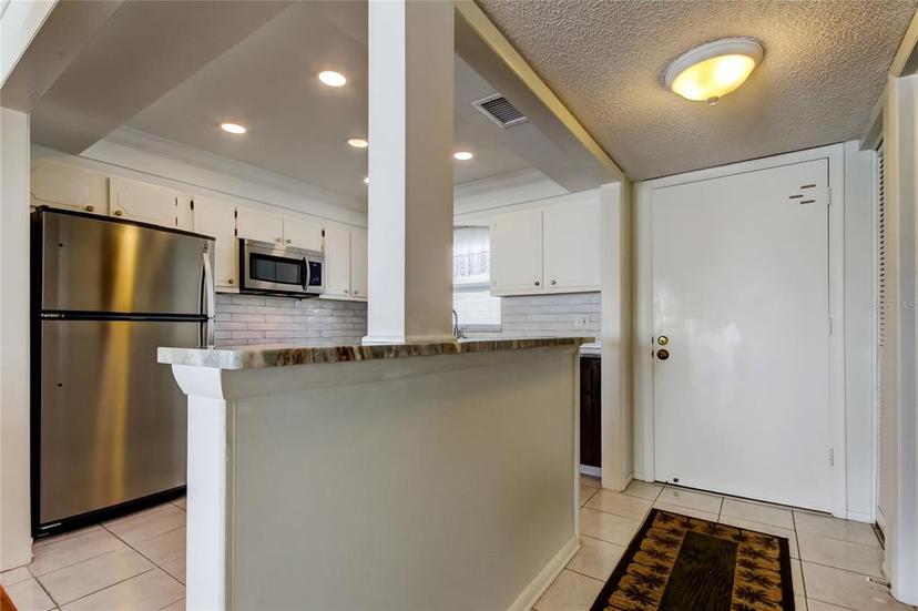 Picture of 4750 Cove Circle Unit 604, St Petersburg FL 33708