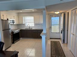 Picture of 4750 Cove Circle Unit 604, St Petersburg, FL 33708