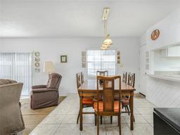 Picture of 1000 S Semoran Boulevard Unit 511, Winter Park, FL 32792