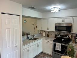 Picture of 4925 Myrtle Oak Drive Unit 22, New Port Richey, FL 34653