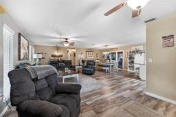 Picture of 1311 Glengreen Lane, Lakeland, FL 33813